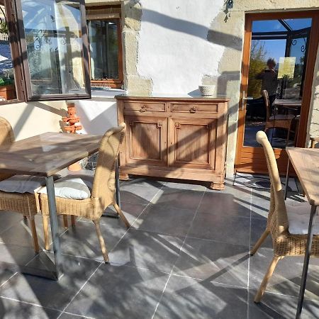 Les Hotes Du Lac, Chambres Et Tables D'Hotes Mandailles  Экстерьер фото